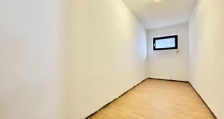 von_poll_real_estate_property_25166011_image_15