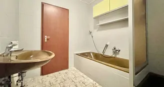 von_poll_real_estate_property_25166011_image_12