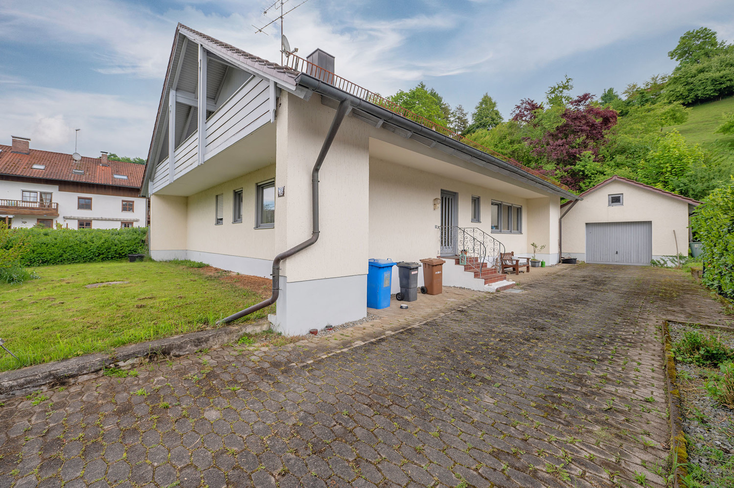 Großzügiges Einfamilienhaus in ruhiger Wohnlage