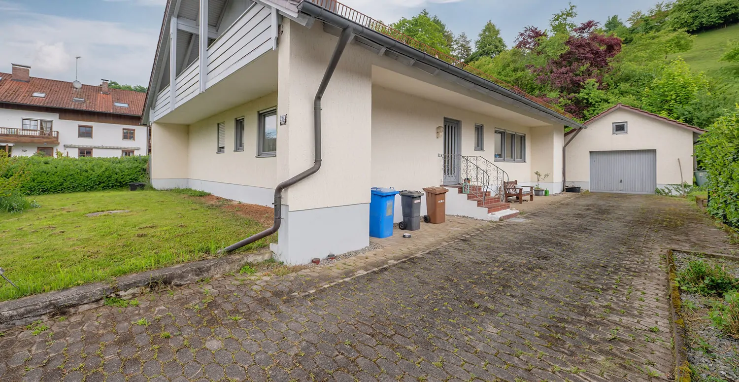 Großzügiges Einfamilienhaus in ruhiger Wohnlage