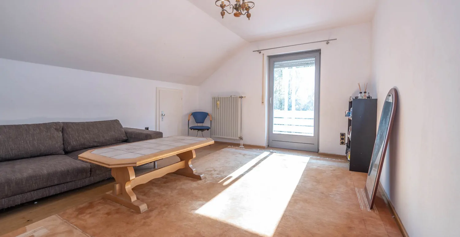 Großzügiges Einfamilienhaus in ruhiger Wohnlage