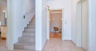 von_poll_real_estate_property_25345017_image_8