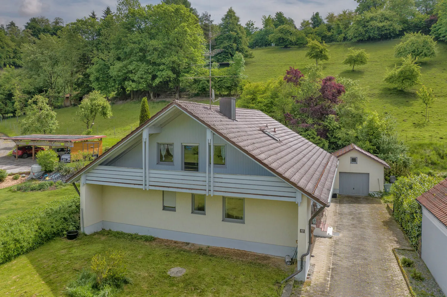 Großzügiges Einfamilienhaus in ruhiger Wohnlage