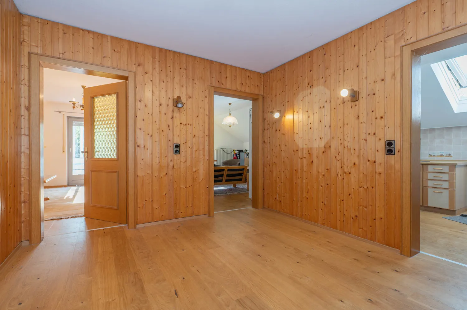 Großzügiges Einfamilienhaus in ruhiger Wohnlage