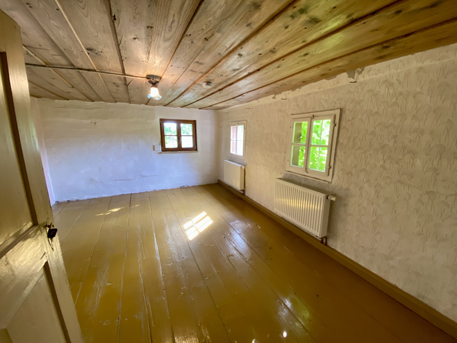 Denkmalgeschütztes, uriges Rottaler-Bauernhaus aus dem 
19. Jahrhundert