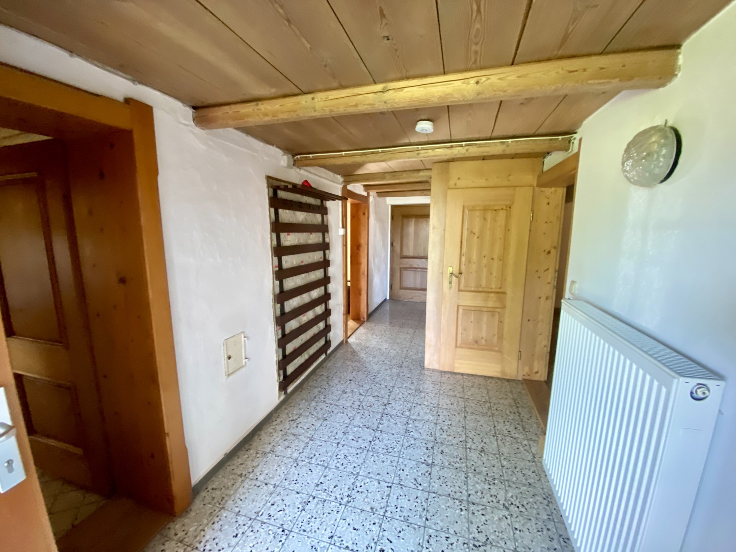 Denkmalgeschütztes, uriges Rottaler-Bauernhaus aus dem 
19. Jahrhundert