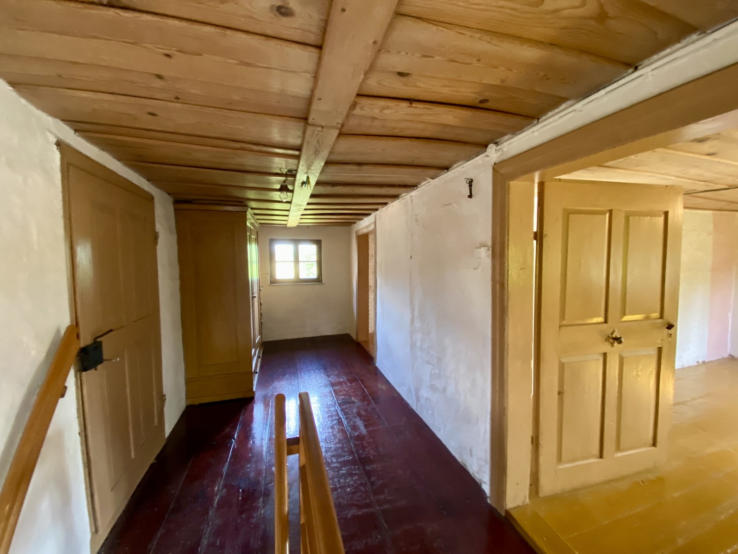 Denkmalgeschütztes, uriges Rottaler-Bauernhaus aus dem 
19. Jahrhundert