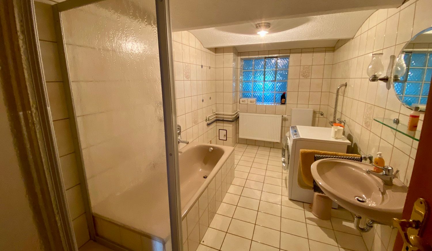 Denkmalgeschütztes, uriges Rottaler-Bauernhaus aus dem 
19. Jahrhundert