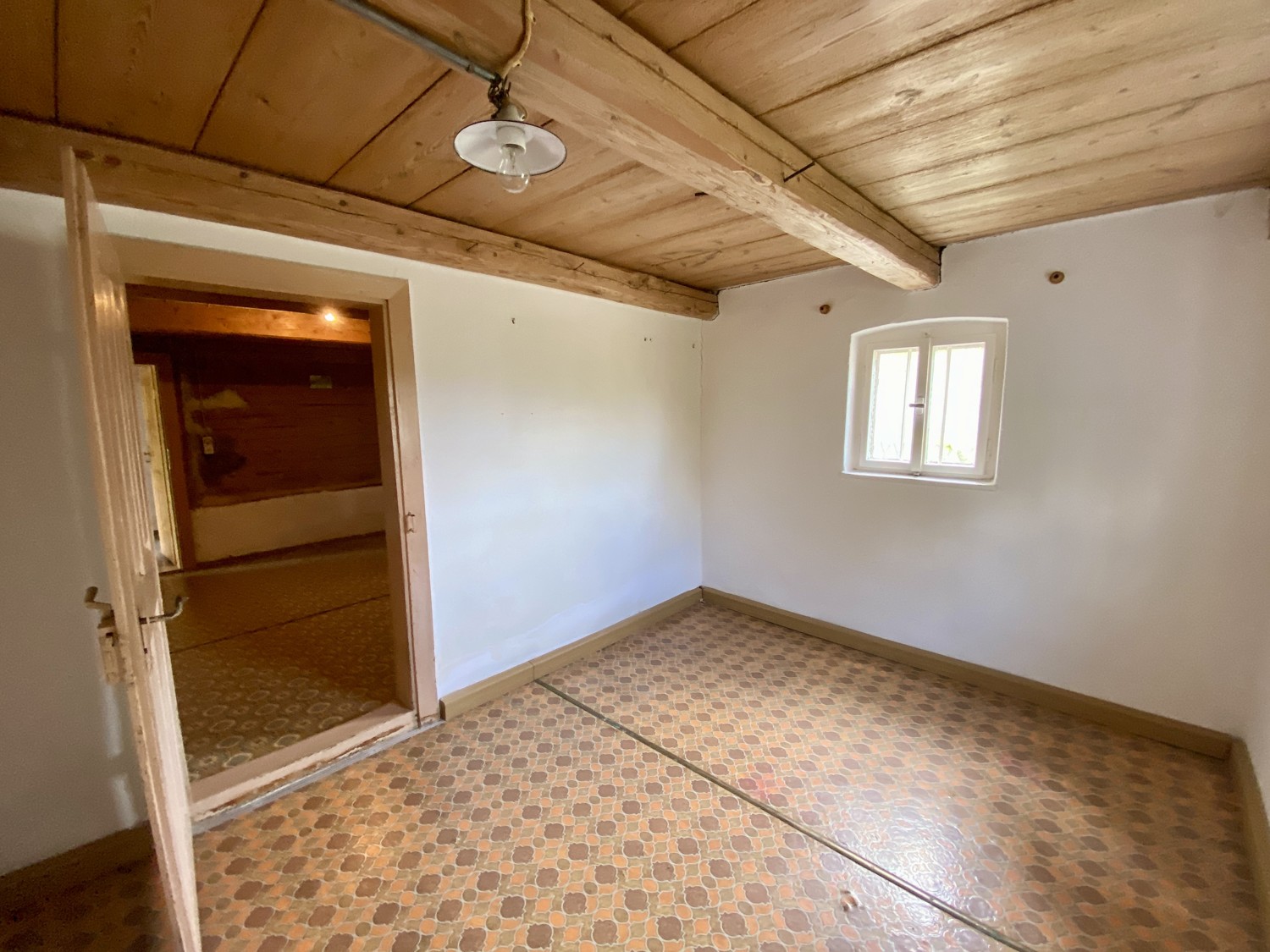 Denkmalgeschütztes, uriges Rottaler-Bauernhaus aus dem 
19. Jahrhundert
