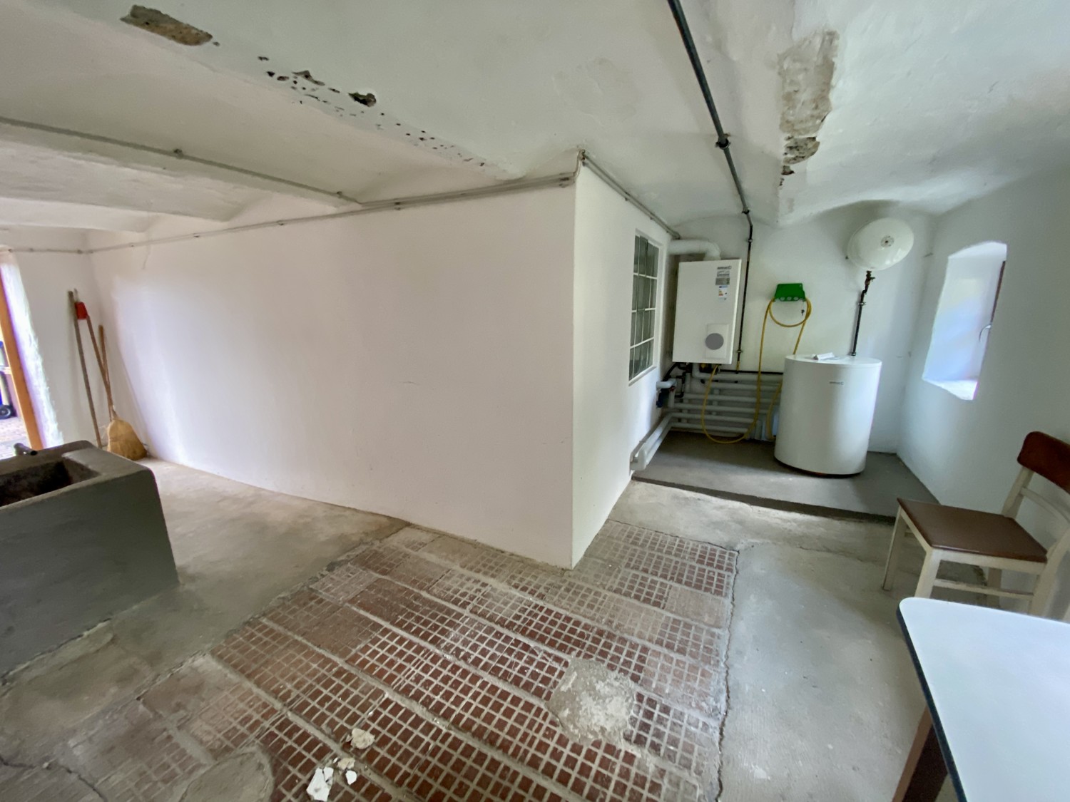 Denkmalgeschütztes, uriges Rottaler-Bauernhaus aus dem 
19. Jahrhundert