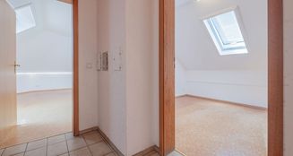 von_poll_real_estate_property_25166025H_image_18