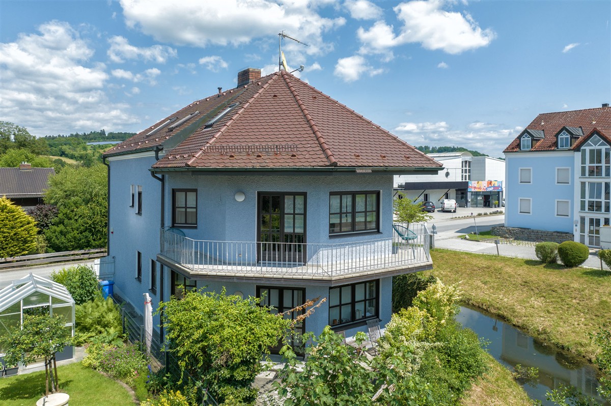 Geräumiges Zuhause mit vielseitigem Grundriss zur Eigennutzung oder als Kapitalanlage