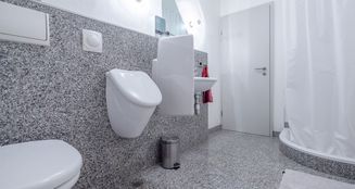 von_poll_real_estate_property_25166025G_image_12