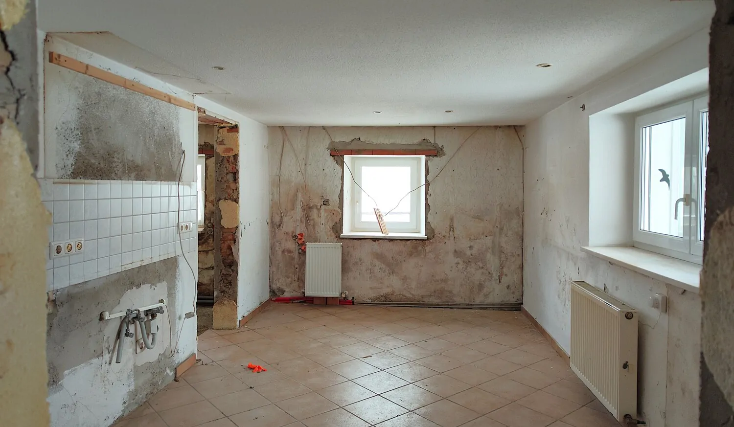 Ehemaliges landwirtschaftliches Anwesen mit 2 Wohnhäusern