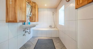 von_poll_real_estate_property_25345024_image_22