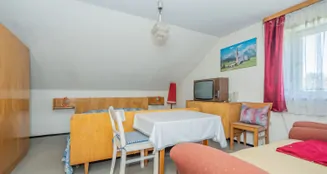 von_poll_real_estate_property_25345024_image_38