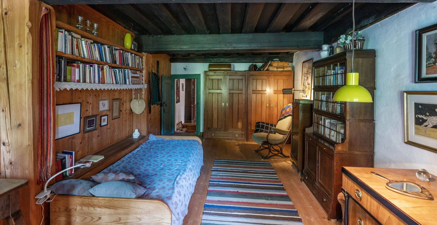 Denkmalgeschütztes Wohnhaus aus dem 18. Jahrhundert, ehemaliges Mühlengebäude in idyllischem Garten