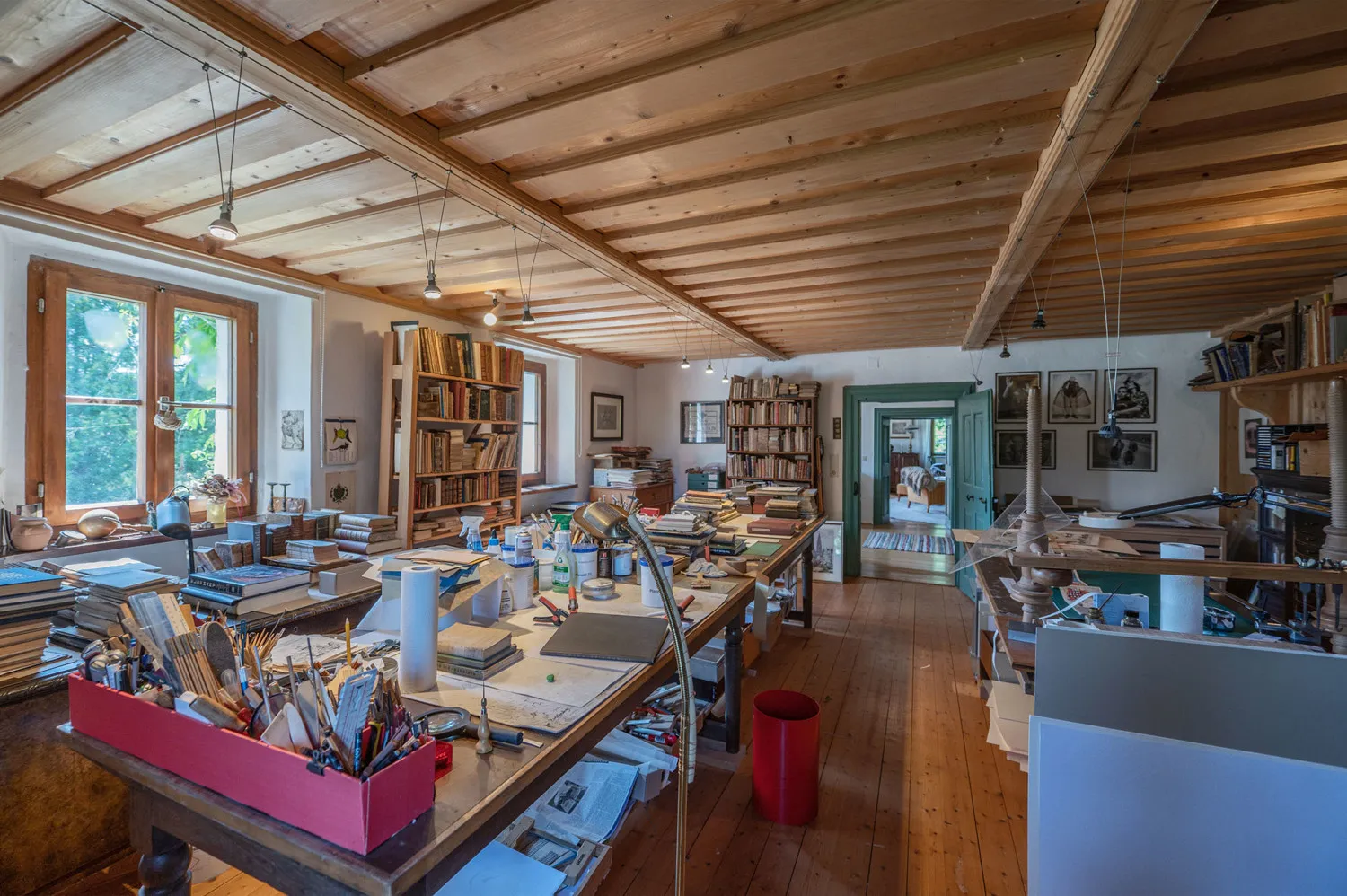 Denkmalgeschütztes Wohnhaus aus dem 18. Jahrhundert, ehemaliges Mühlengebäude in idyllischem Garten