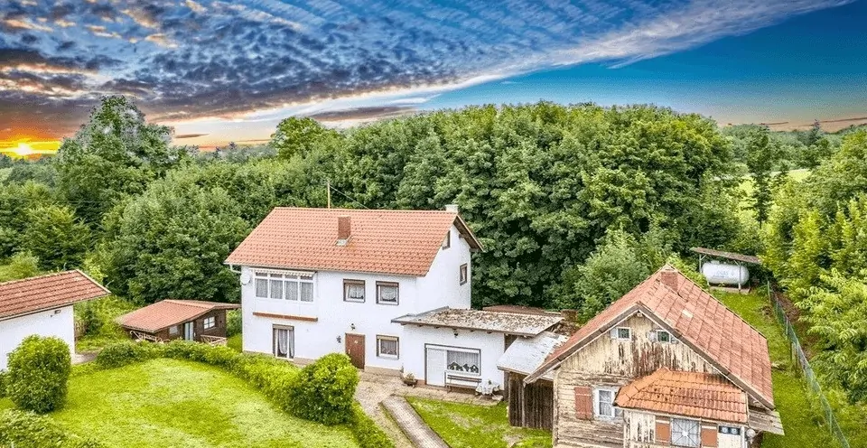 Vielseitiges Anwesen für Freigeister und Macher in PA-Grubweg