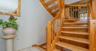 von_poll_real_estate_property_25166037_image_11