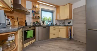 von_poll_real_estate_property_25166037_image_8