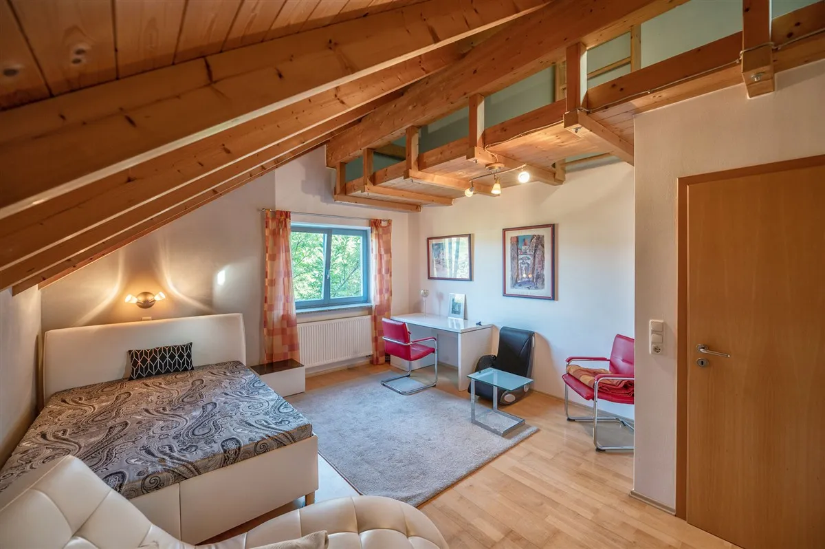 Gemütliches Einfamilienhaus zum Leben und Arbeiten nahe Oberilzmühle