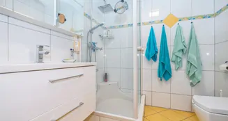 von_poll_real_estate_property_25166037_image_10