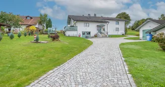 von_poll_real_estate_property_25345030_image_1