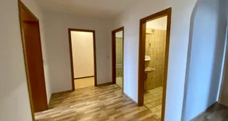 von_poll_real_estate_property_25345033_image_12