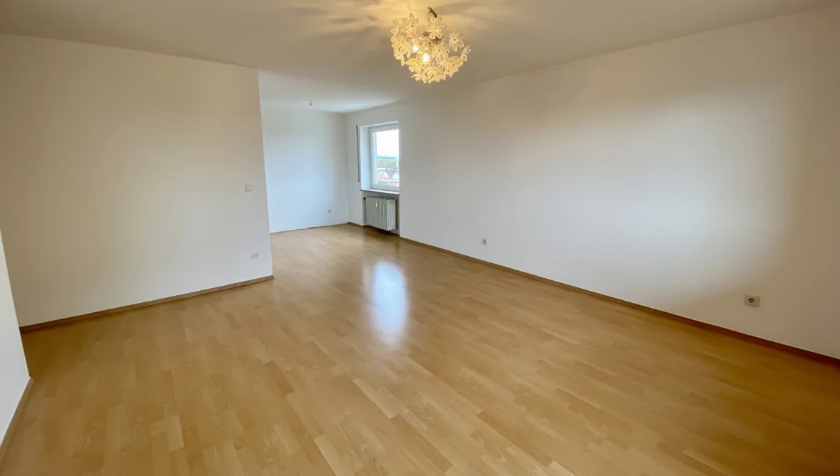 Dreizimmer-Wohnung mit Fernblick