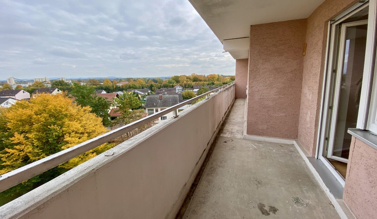 Dreizimmer-Wohnung mit Fernblick