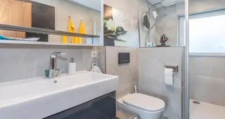 von_poll_real_estate_property_25345032_image_19