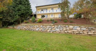 von_poll_real_estate_property_25345032_image_0