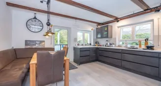 von_poll_real_estate_property_25345032_image_13