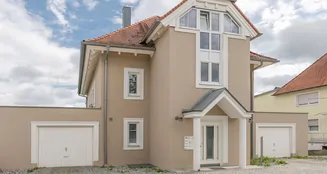 von_poll_real_estate_property_25166039_image_0