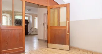 von_poll_real_estate_property_25345029_image_37