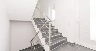 von_poll_real_estate_property_25166045_image_1