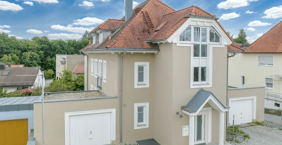 Attraktive 4 Zi.-Gartenwohnung mit Einbauküche und Stellplatz