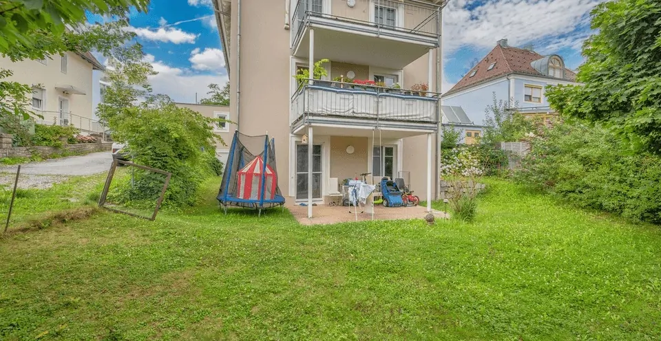 Attraktive 4 Zi.-Gartenwohnung mit Einbauküche und Stellplatz