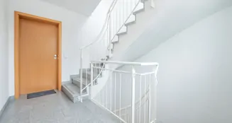 von_poll_real_estate_property_25166044_image_7