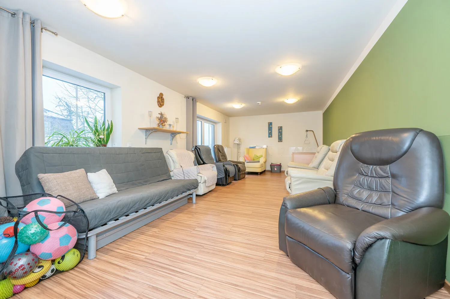 Interessante Kapitalanlage
Vermietete Tagespflegestation
Mietvertrag bis 
28.02.2034 (20 Jahre)