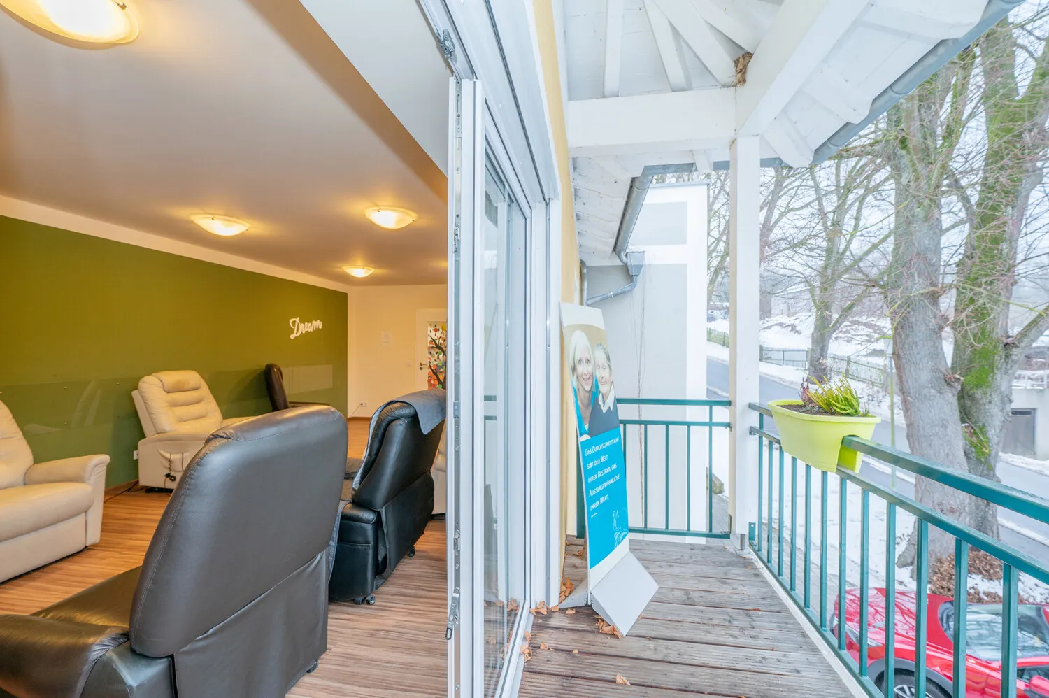 Interessante Kapitalanlage
Vermietete Tagespflegestation
Mietvertrag bis 
28.02.2034 (20 Jahre)