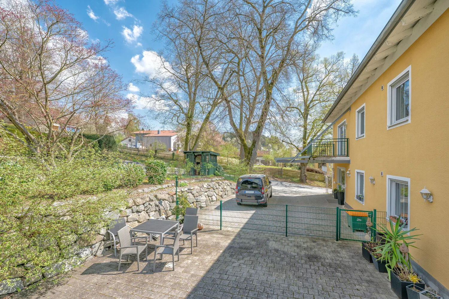 Interessante Kapitalanlage
Vermietete Tagespflegestation
Mietvertrag bis 
28.02.2034 (20 Jahre)