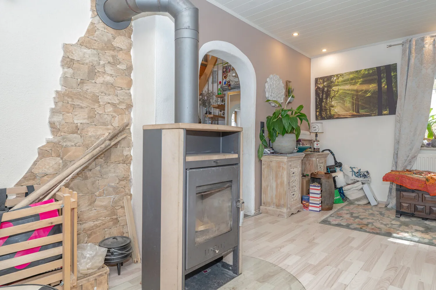 Einfamilienhaus mit Garten und Doppelgarage