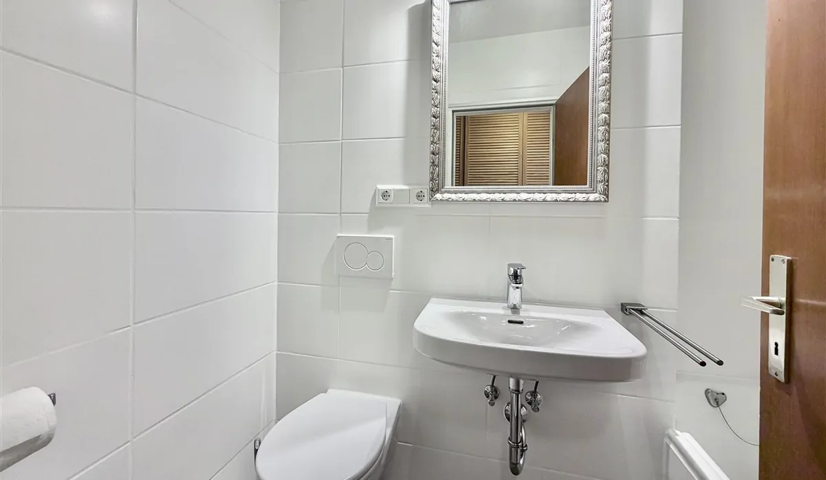 Modernes Apartment mit EBK, Balkon, Stellplatz und Wohlfühlatmosphäre