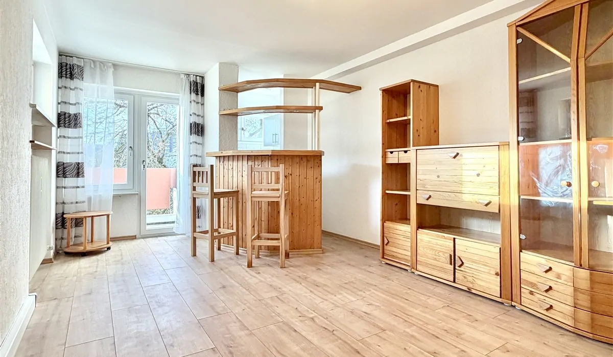 Modernes Apartment mit EBK, Balkon, Stellplatz und Wohlfühlatmosphäre