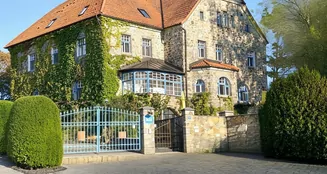 von_poll_real_estate_property_26166001EFH_image_0