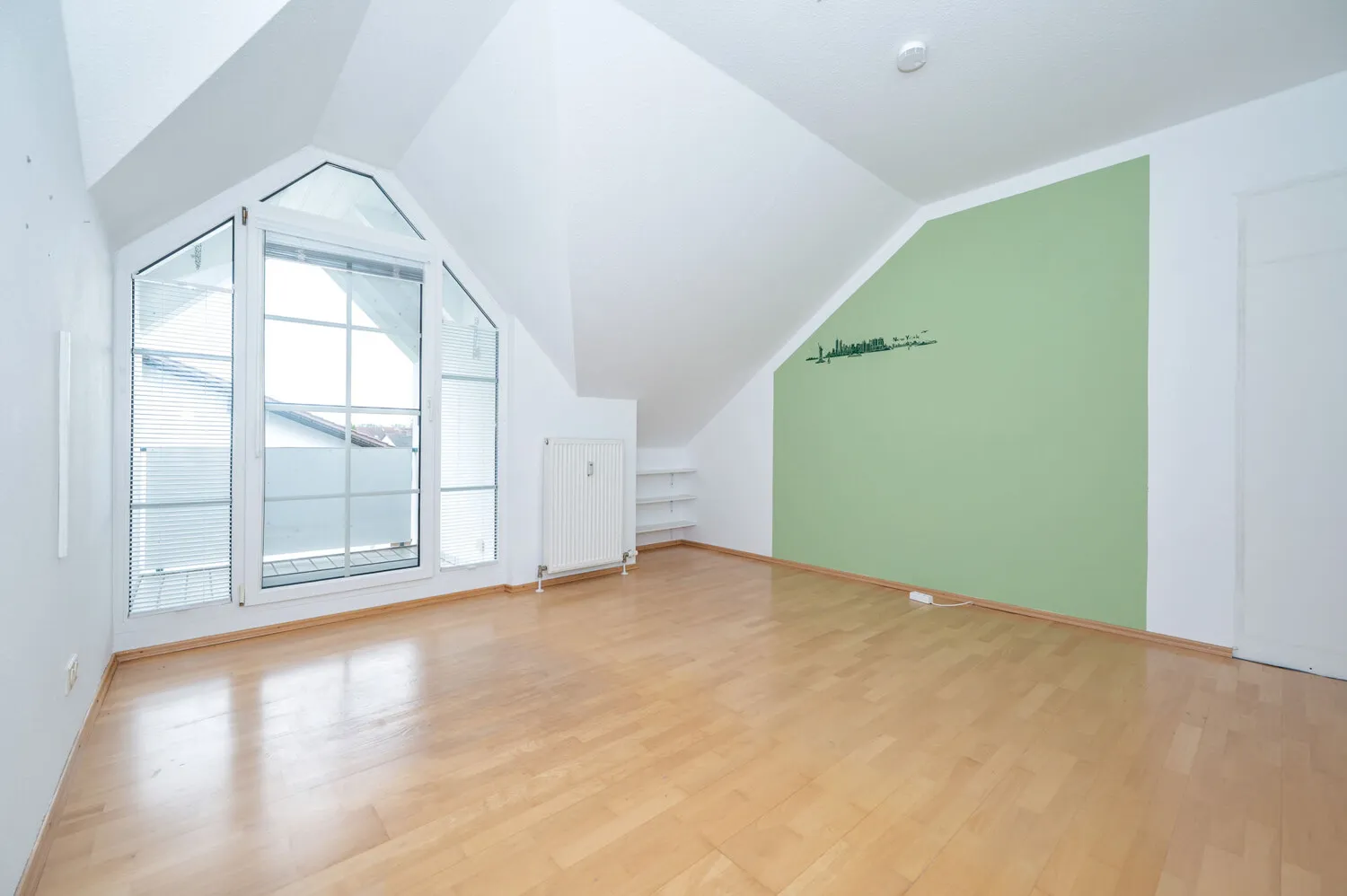 2-Zimmer-Dachgeschosswohnung in zentraler Lage von Bad Füssing