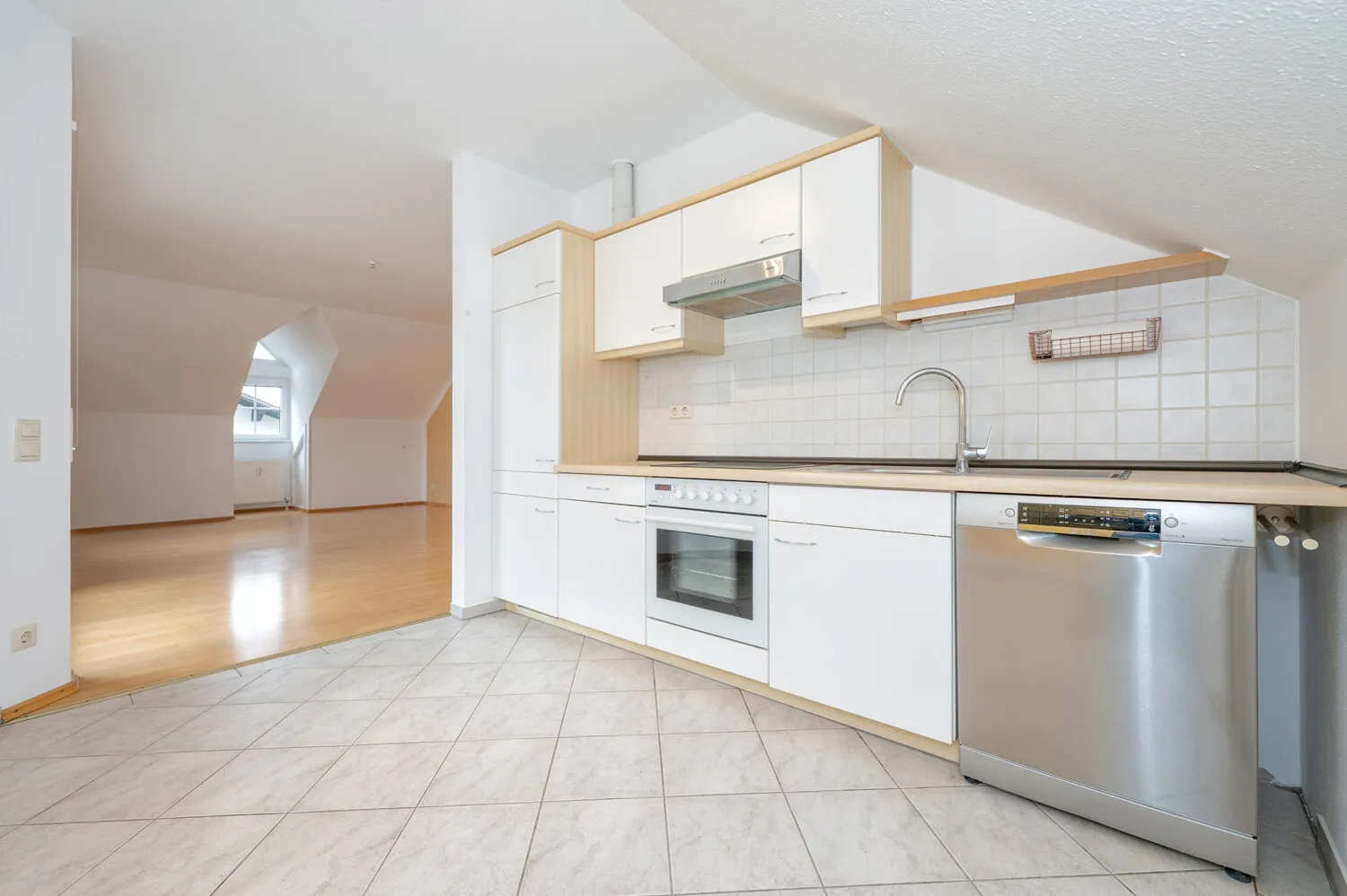 2-Zimmer-Dachgeschosswohnung in zentraler Lage von Bad Füssing