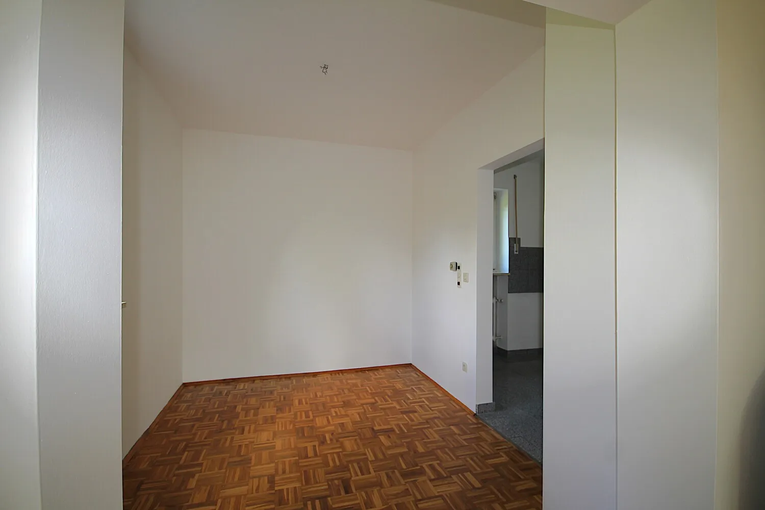 Großzügiges Einfamilienhaus mit großem Garten